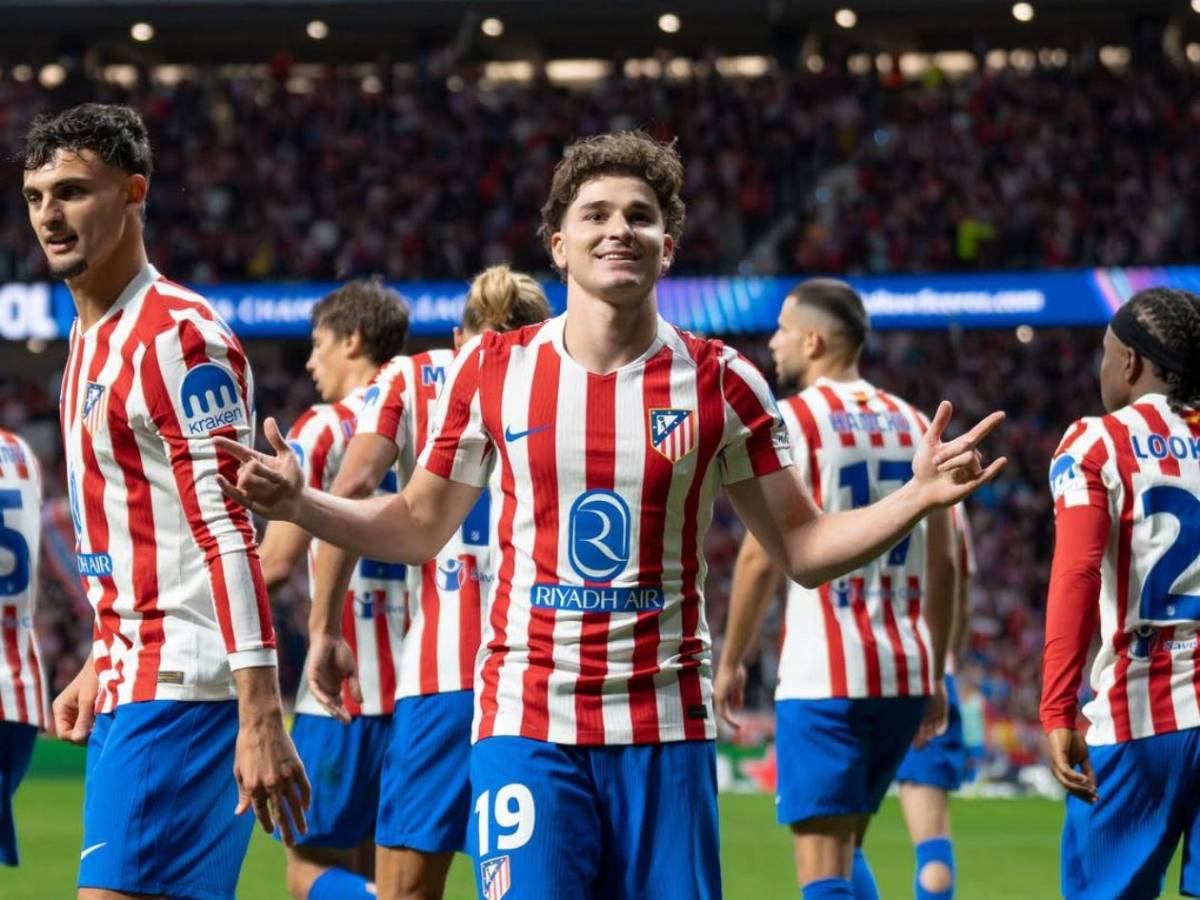 PSG lanza oferta bomba: los dos cracks que entrega por Julián Álvarez