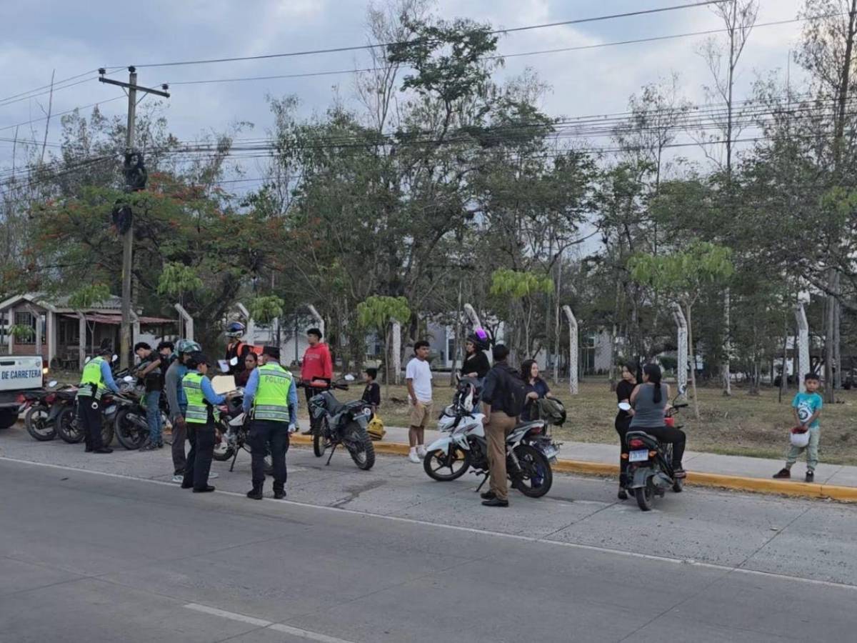 Tres diputados impulsan licencias de conducir para menores de edad en Honduras