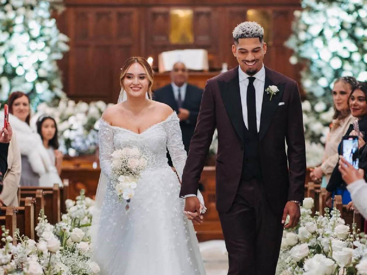 Araujo se casó: ¡ex de Liga Nacional presente y la curiosa prohibición!