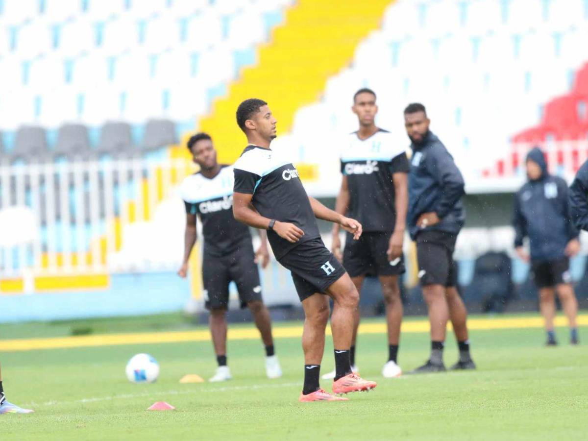 Selección de Honduras afina detalles para sus duelos eliminatorios
