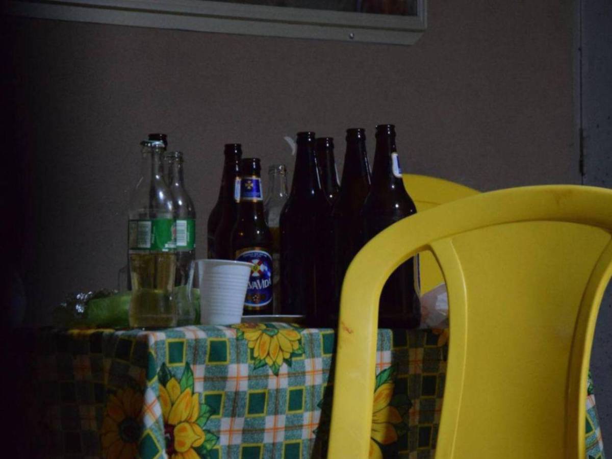 Terror en bar de la Buenos Aires: una mujer y dos hombres acribillados