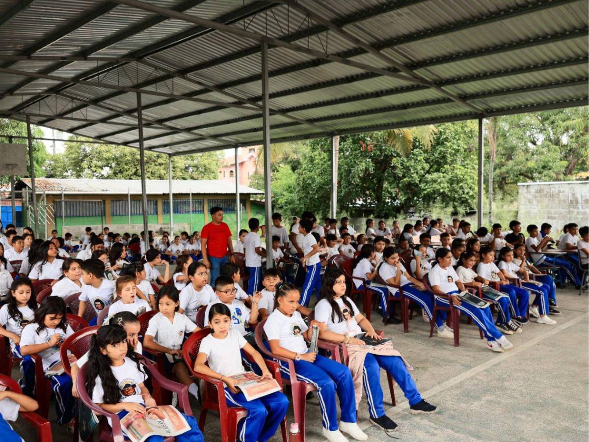 Mente Sana conversó sobre la ansiedad con estudiantes del CEB Dionisio de Herrera