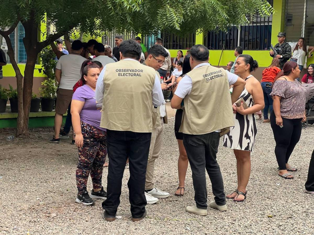 En Dos Caminos piden a las autoridades reparar las calles: Nos tienen abandonados