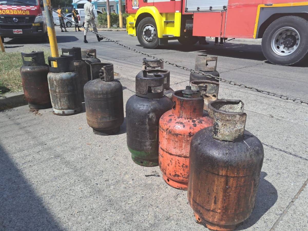 Fotos inéditas del incendio en La Exquisita: conmoción en estudiantes de la Usap