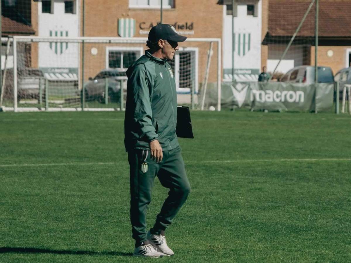 Pedro Troglio vive duro momento en Argentina: hace denuncia y pierde una fortuna