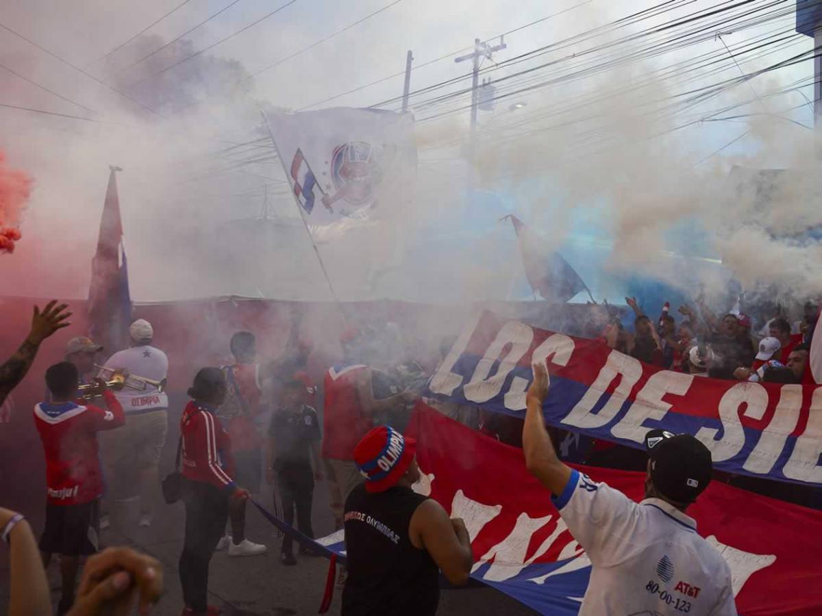 El héroe de Olimpia para la remontada, debutantes, Real España festeja y bellas chicas
