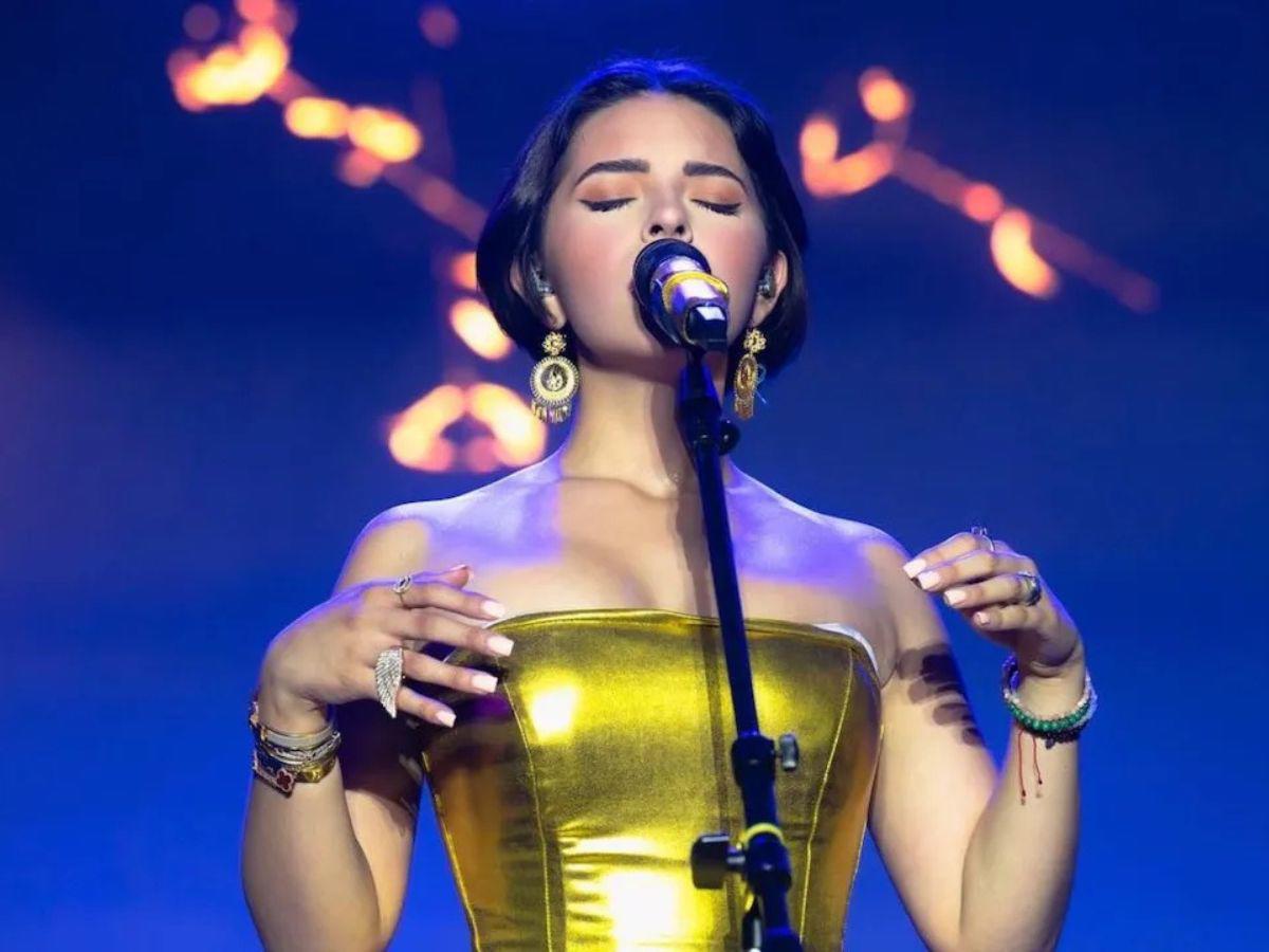 Ángela Aguilar regresa a los escenarios tras rumores de dejar México