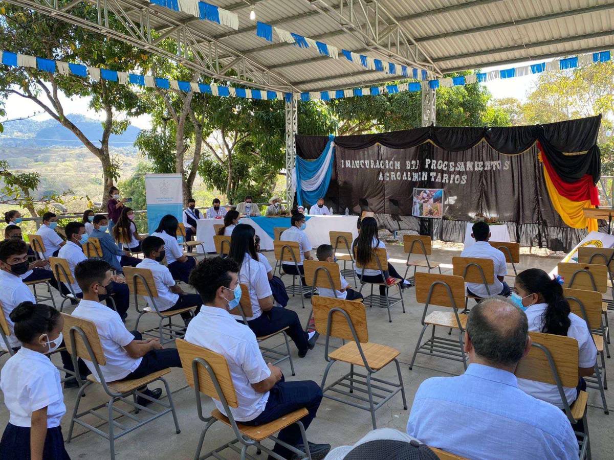 Abren Bachillerato Técnico en Procesamiento Agroalimentario