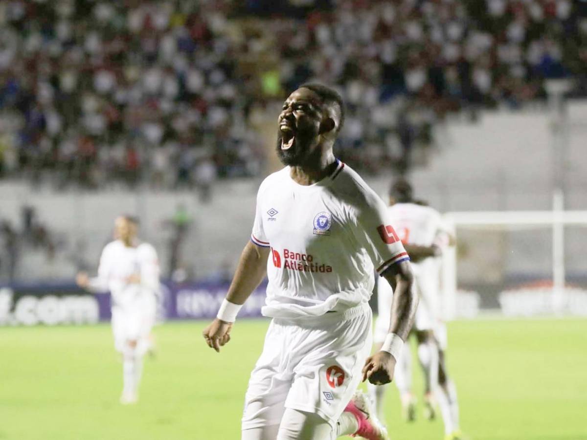 Olimpia da el golpe en Concacaf, dedicatoria, crack de Brasil y periodista roba miradas