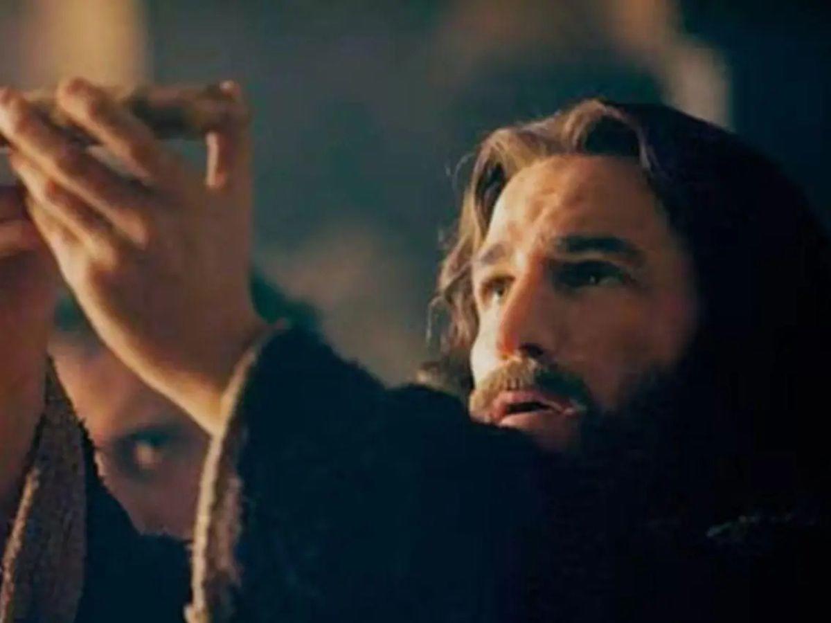 Actor de La Pasión de Cristo fue impactado por un rayo mientras interpretaba a Jesús