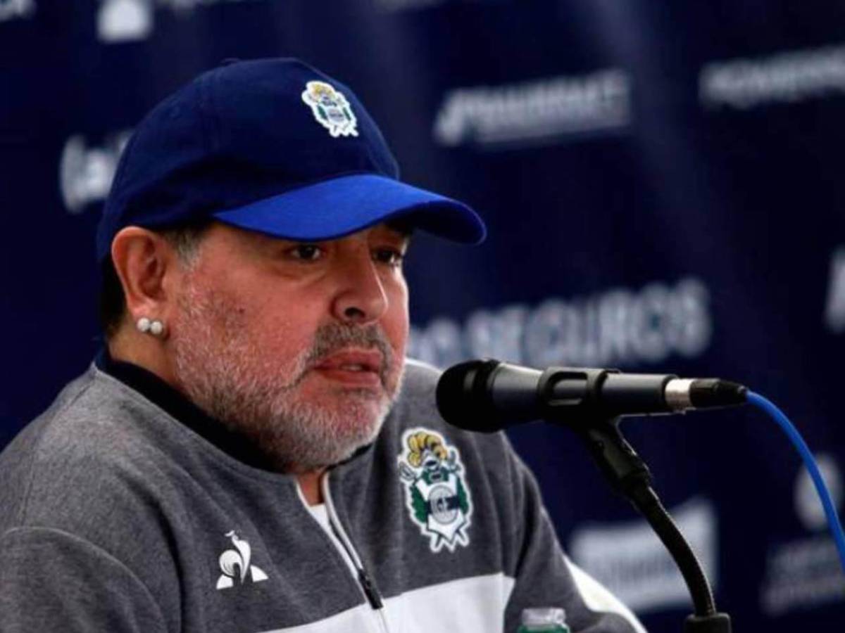 Mintió sobre operación a Maradona: nuevas revelaciones antes de su muerte