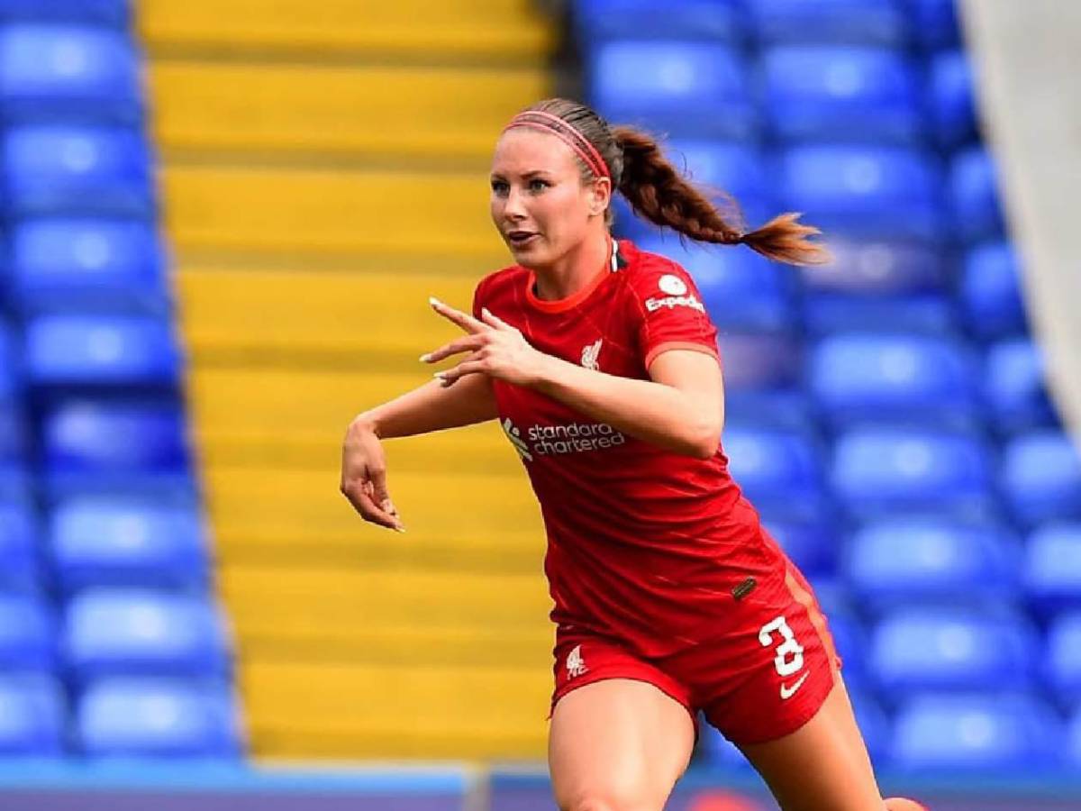 ¿Quién es? Bella futbolista inglesa enamora en México: hizo historia en Liga MX