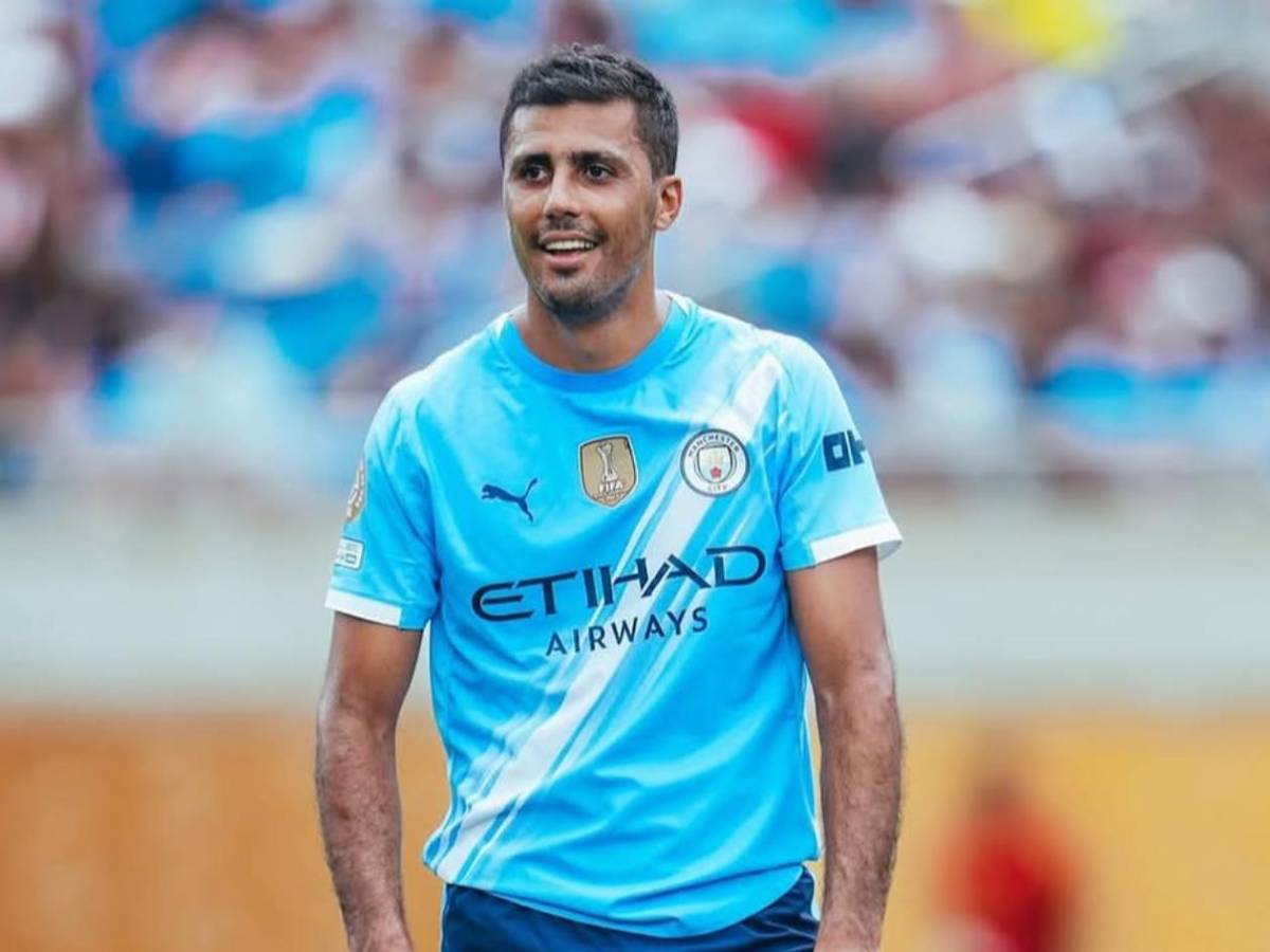 Real Madrid contacta a crack para ficharlo y traiciona a Vinicius: El brasileño no perdona