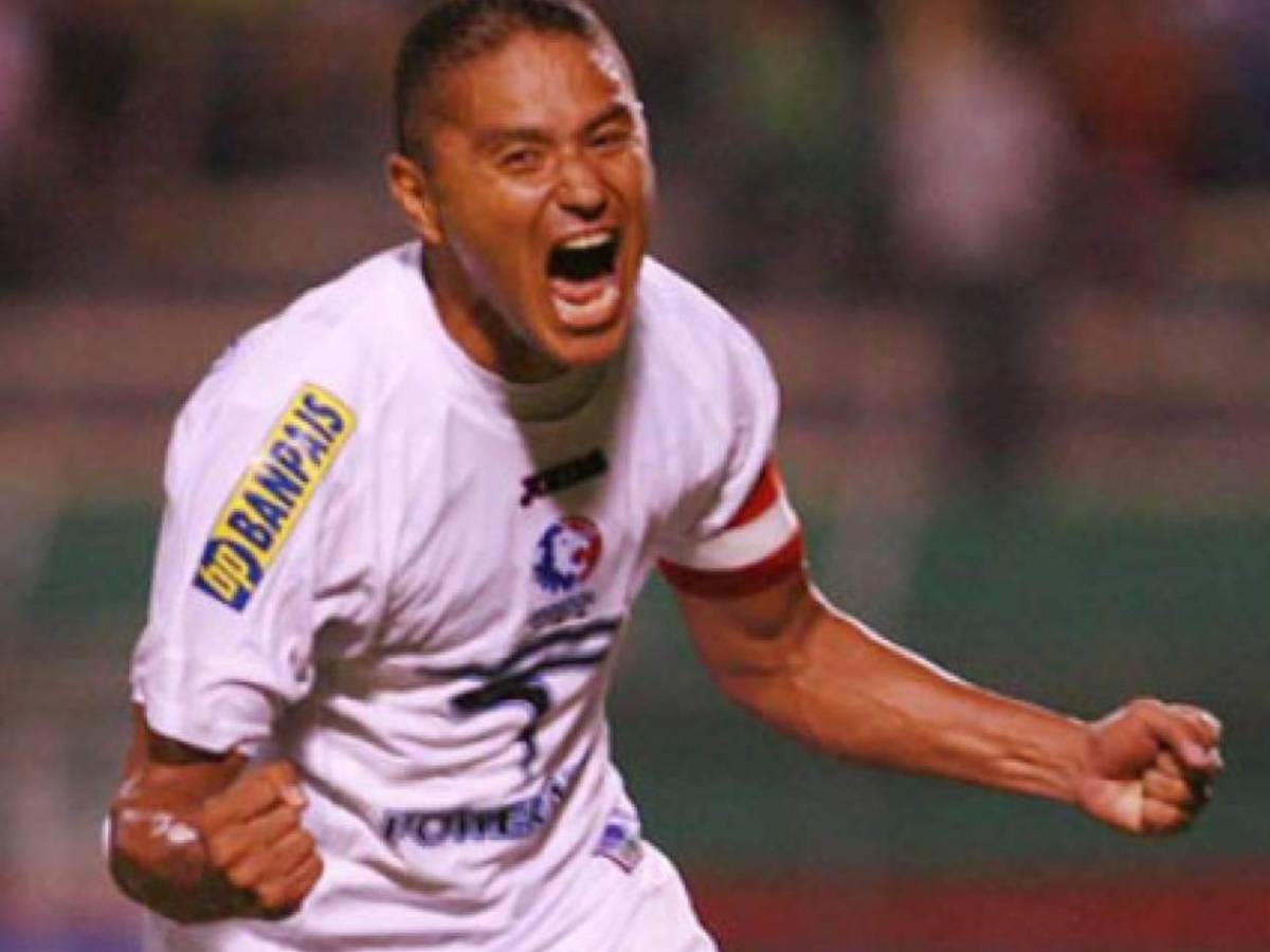 Jerry Bengtson y el récord de goles pendiente por romper en Olimpia