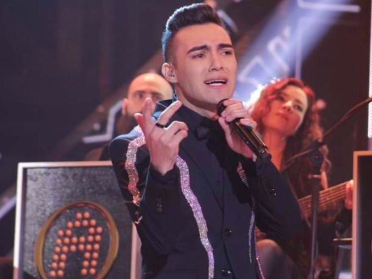 “En La Academia me obligaron a salir del clóset”: Dennis Arana