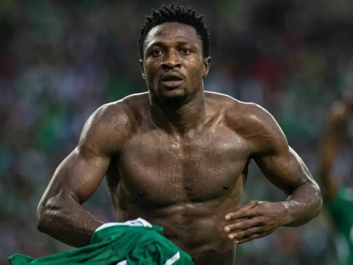 Fallece reconocido futbolista tras desplomarse en pleno partido: Murió en el campo