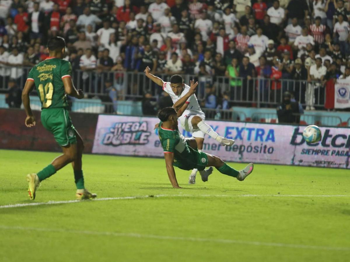 Fiesta de Olimpia, héroe, Espinel desatado, bronca y ¿quién es la pelirroja en la Gran Final?