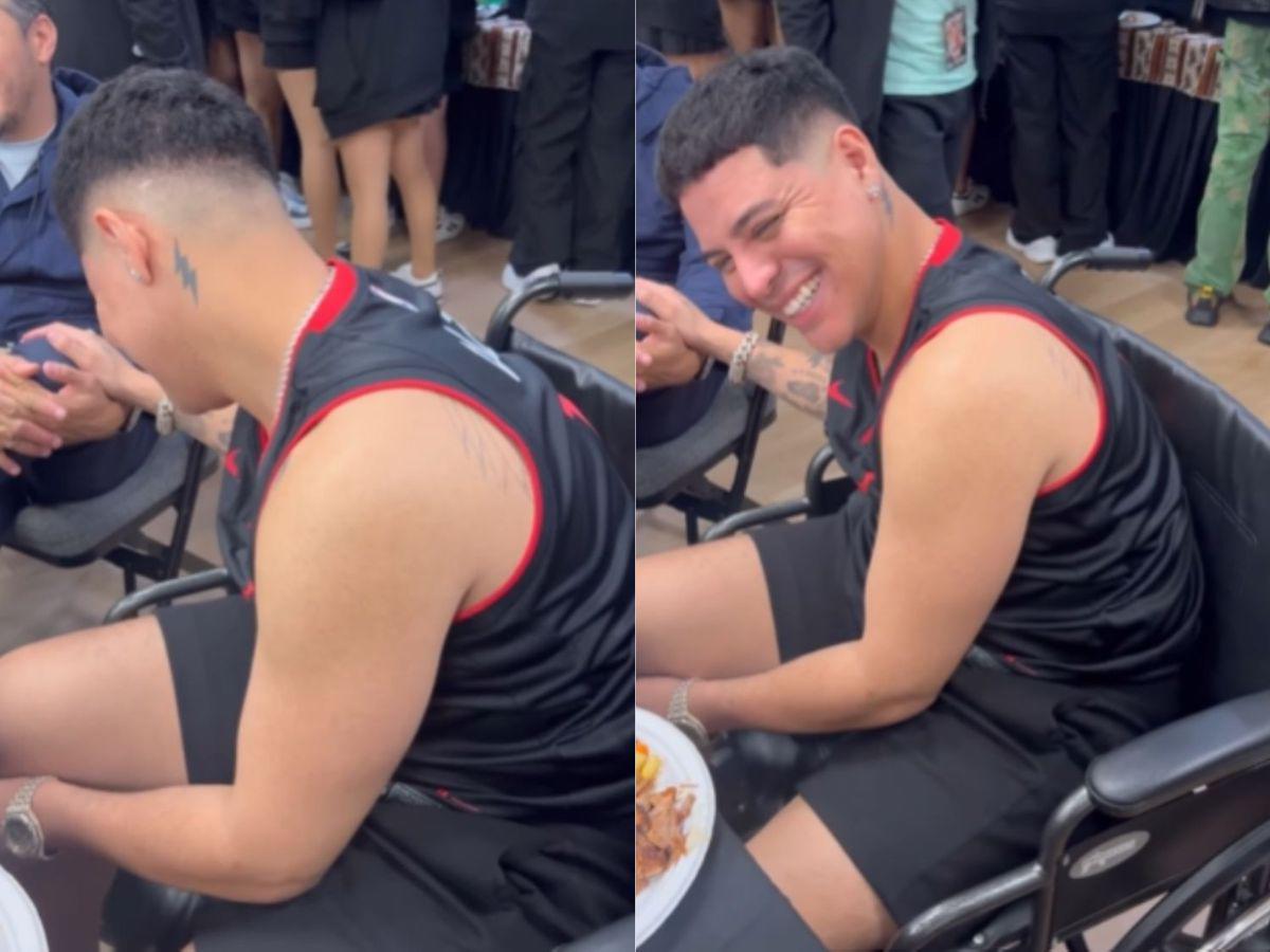 El cantante Eduin Caz en silla de rueda.