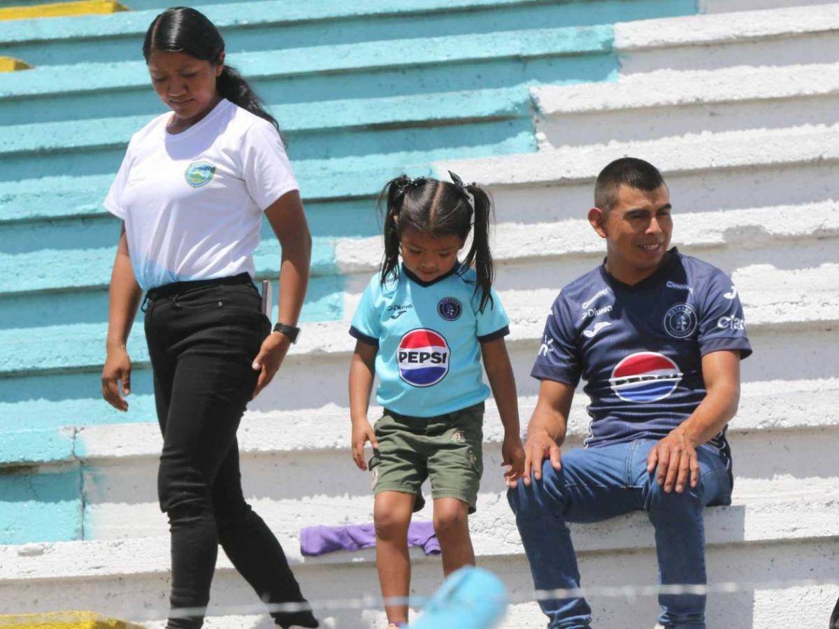 ¿Quién era la bella chica de lentes? Ambiente en el Génesis PN vs Motagua