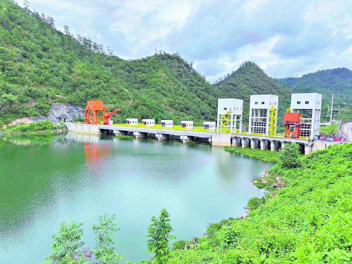 Enee pagó L889 millones por seis adendas al contrato de Patuca III