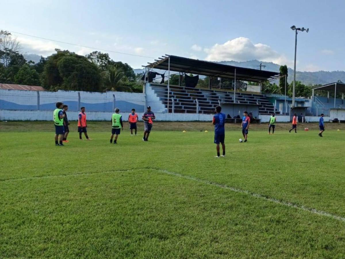 Insólito: Equipo de Honduras pide desaparecer y denuncia a cuatro futbolistas