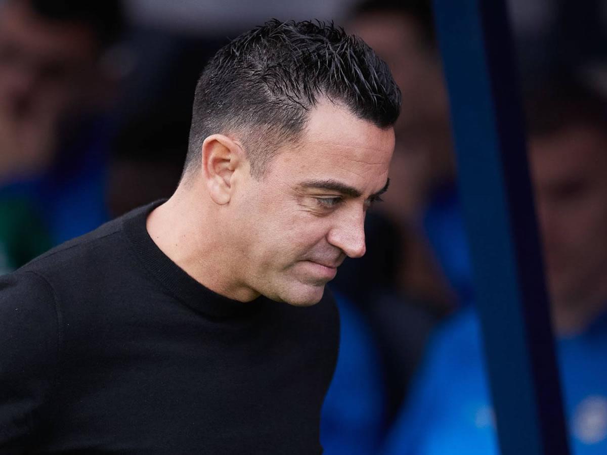 Xavi: “Las críticas de la prensa afectan y por eso no jugamos tan bien”
