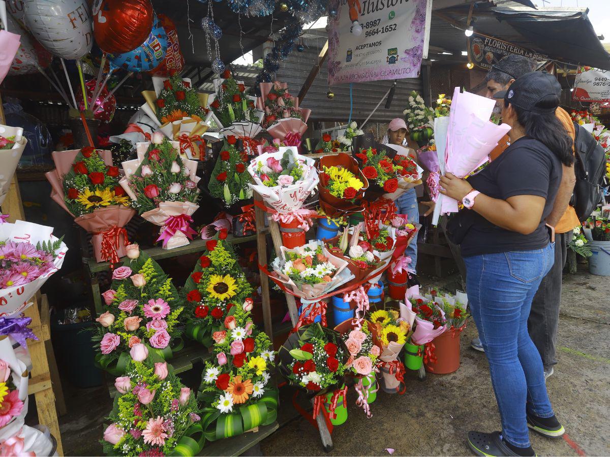 Sampedranos abarrotan el Guamilito por San Valentín