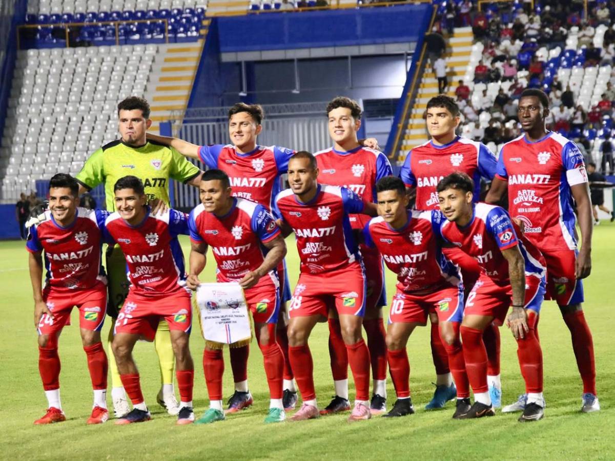 Olimpia se divierte, la figura, gesto de Espinel y pelea en el Firpo por eliminación