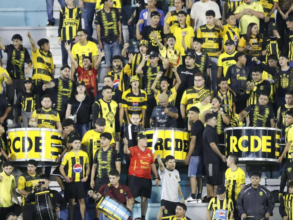 Decepción en el Real España, el villano, héroe, esposa de jugador y la chica del Plaza Amador