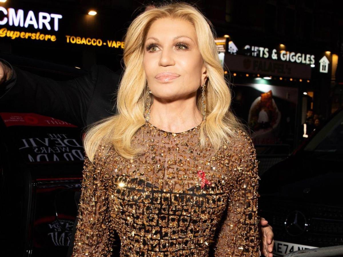 Antes y después de Donatella Versace: así es el cambio físico de la diseñadora de modas