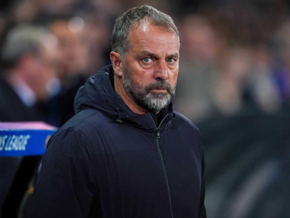 Flick no lo quiere ver ni en entrenamientos y le pide al Barcelona que lo venda o regale