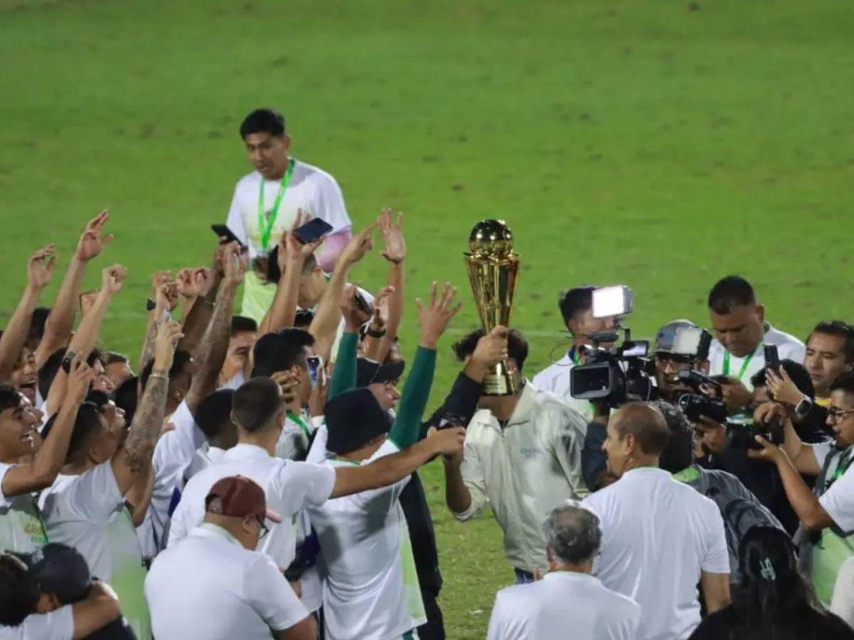 Final del fútbol guatemalteco termina en trifulca: dos hondureños involucrados