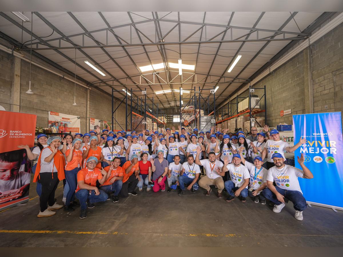 Walmart Centroamérica es una empresa dedicada al sector comercio que tiene como misión contribuir a mejorar la calidad de vida de las familias en Centroamérica.