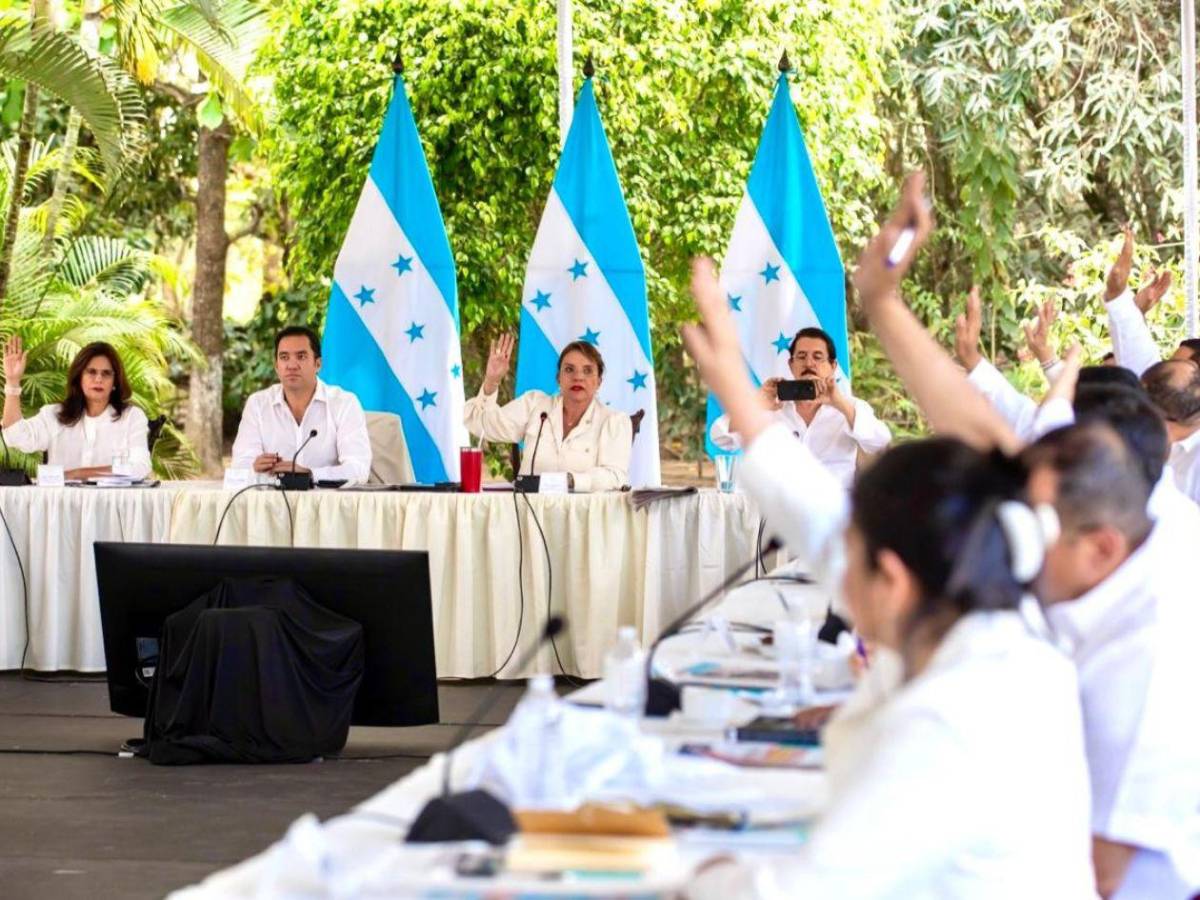 Así fue el Consejo de Ministros en la propiedad de los Zelaya Castro en Olancho