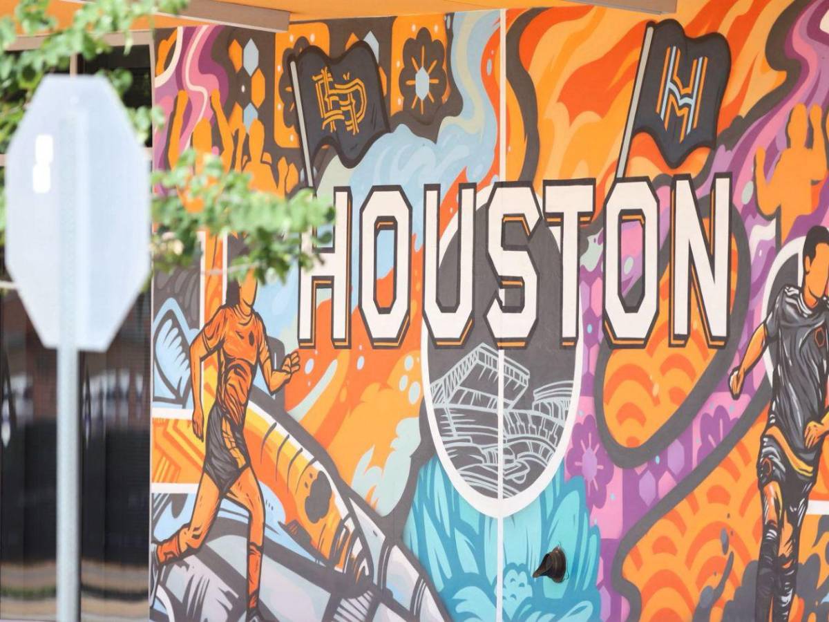 Honduras - El Salvador: Bellas chicas y curiosa petición a Palma