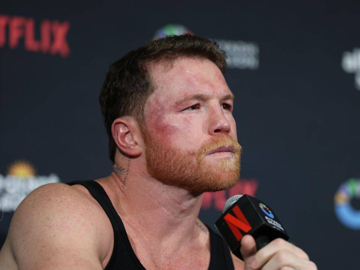 Noche amarga para Canelo: los famosos que presenciaron su derrota