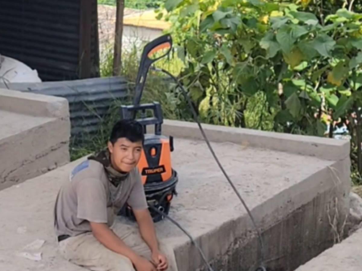 Joven copaneco devuelve L20,000 que recibió de Isis Cuéllar para carwash