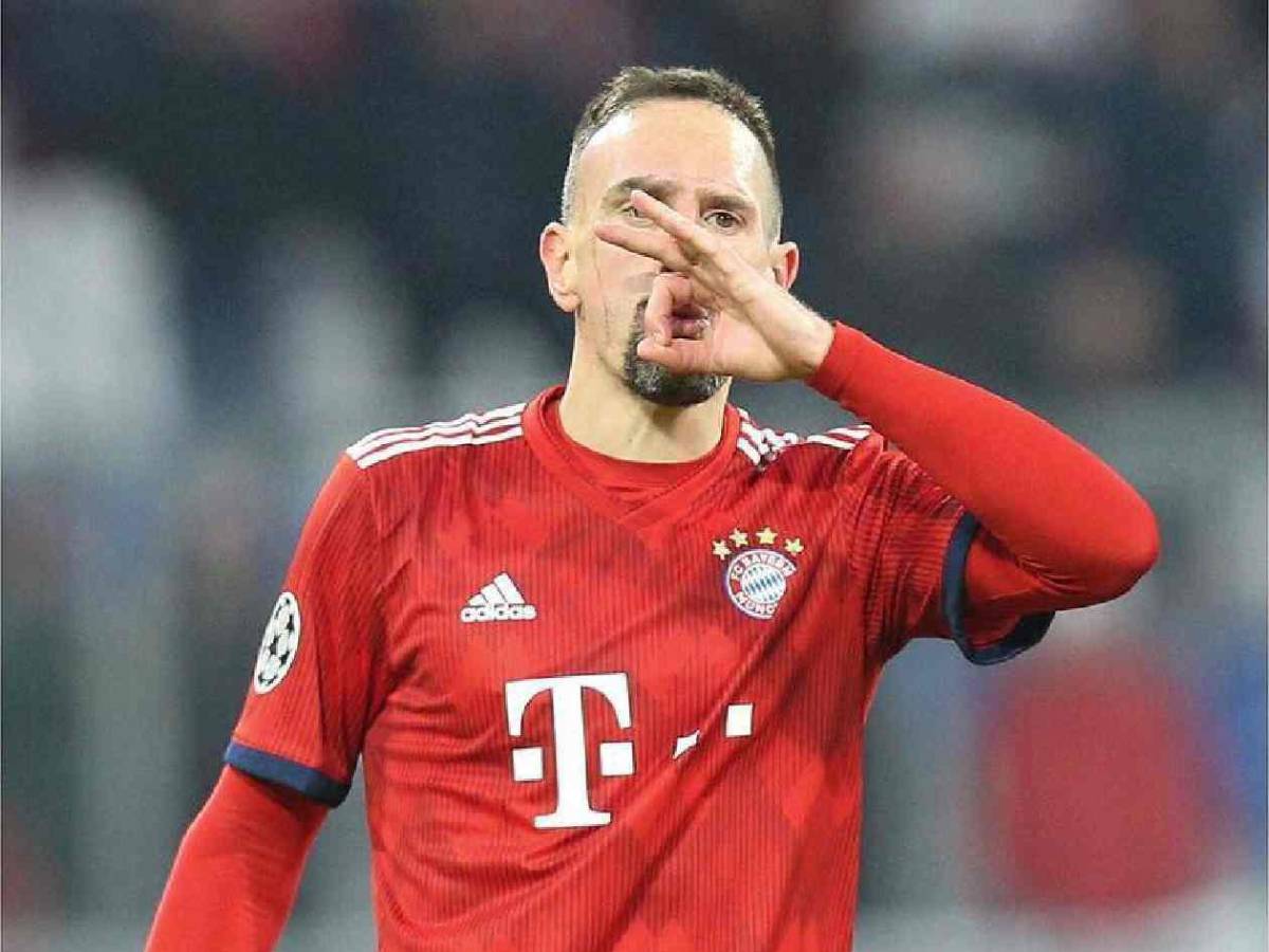 Acusan a Ribéry de estar en archivos de Epstein: él responde y toma decisión