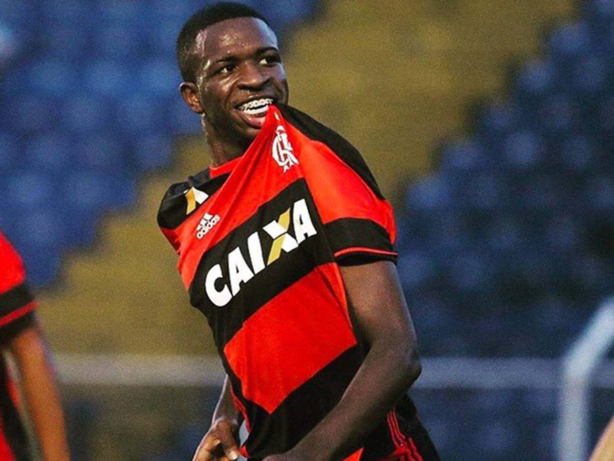Van por Vinicius: equipo fichó a leyenda del Real Madrid y quiere al brasileño