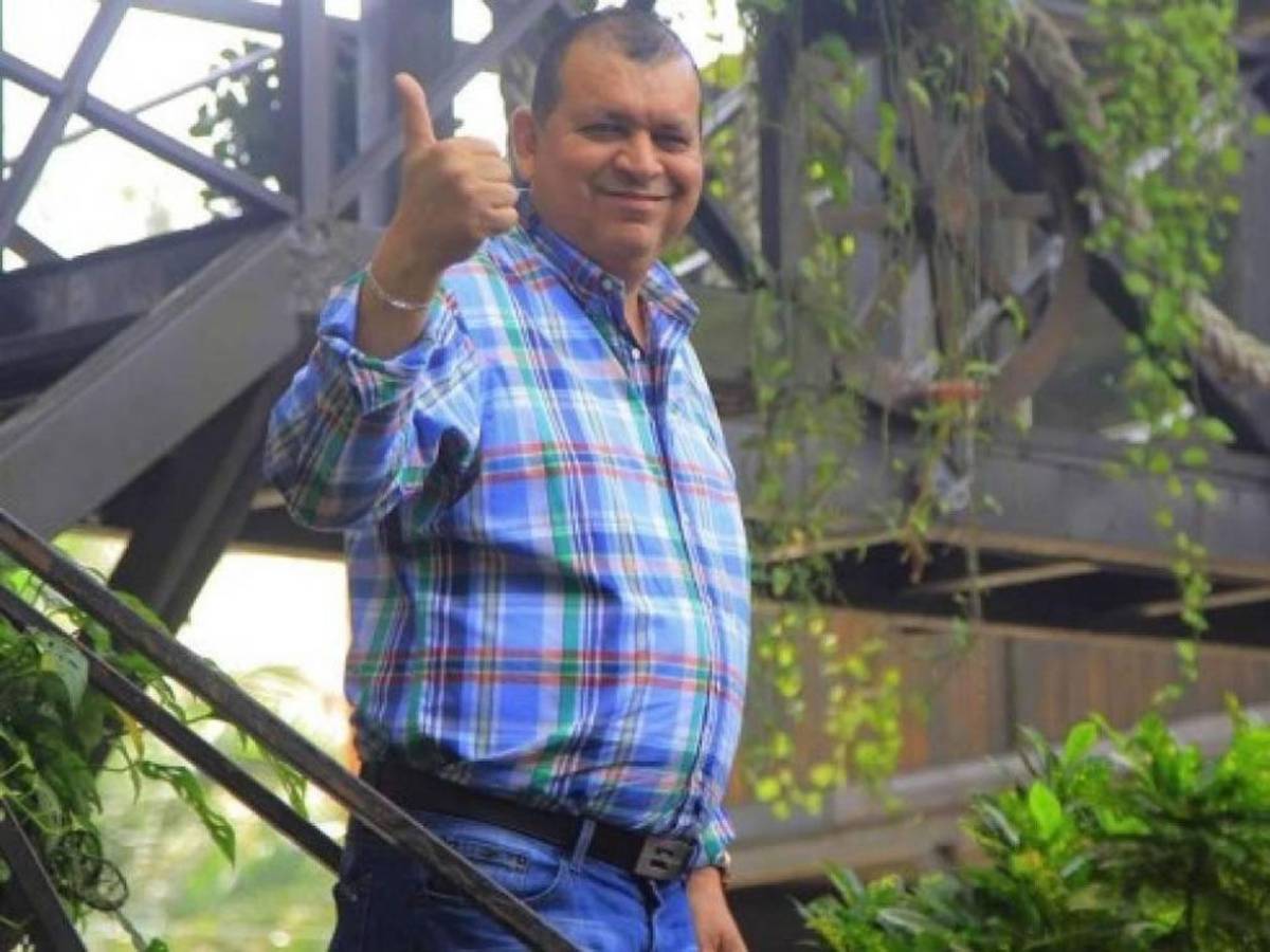 El viral debate de Orlando Ponce y su futura esposa: ¿es mandilón?