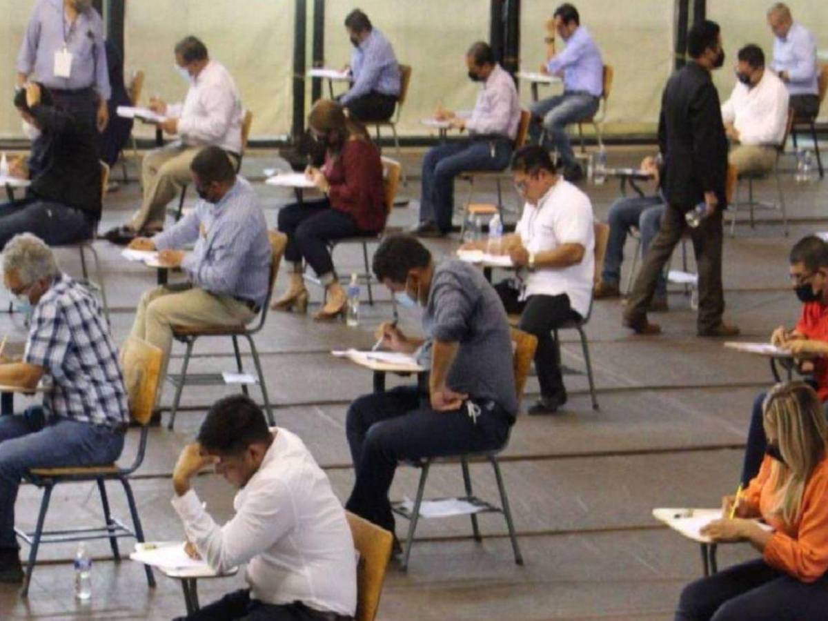 ¿Mejor que sus alumnos? Estas son las notas en el concurso docente 2025