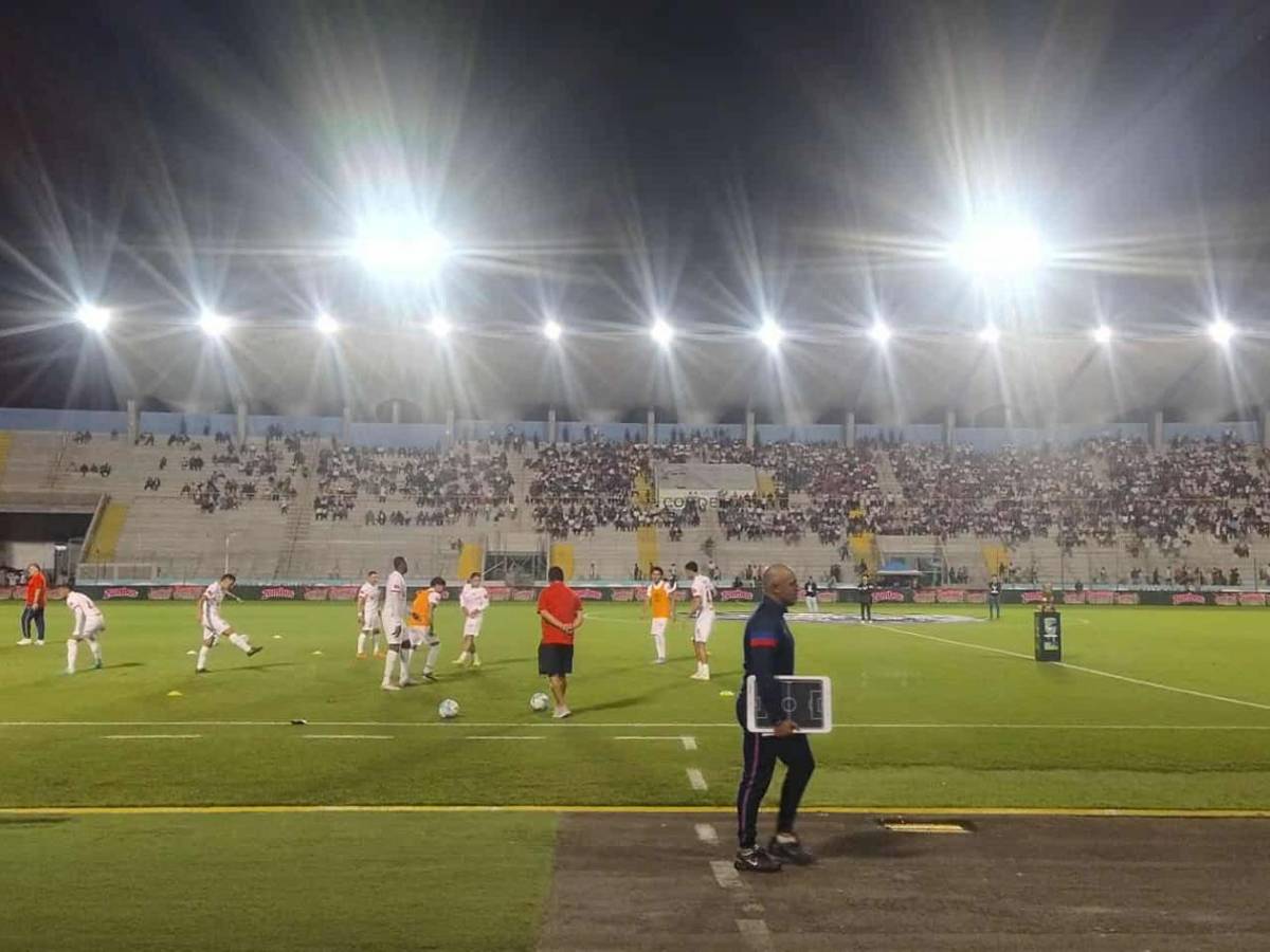 Olimpia destrozó a Motagua, Espinel eufórico, tristeza azul y enfado de Javier López