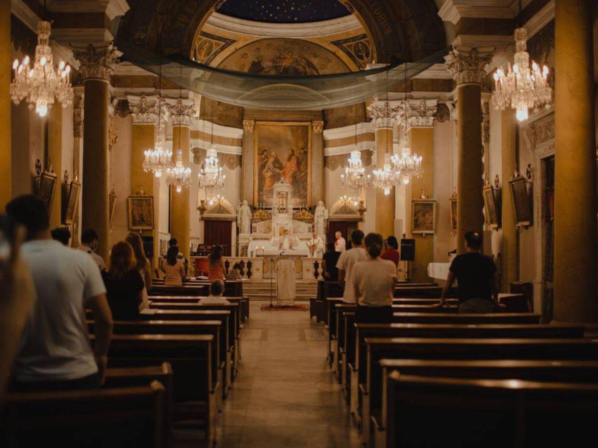 Iglesia católica pide a políticos hondureños “no jugar con la dignidad” de las personas