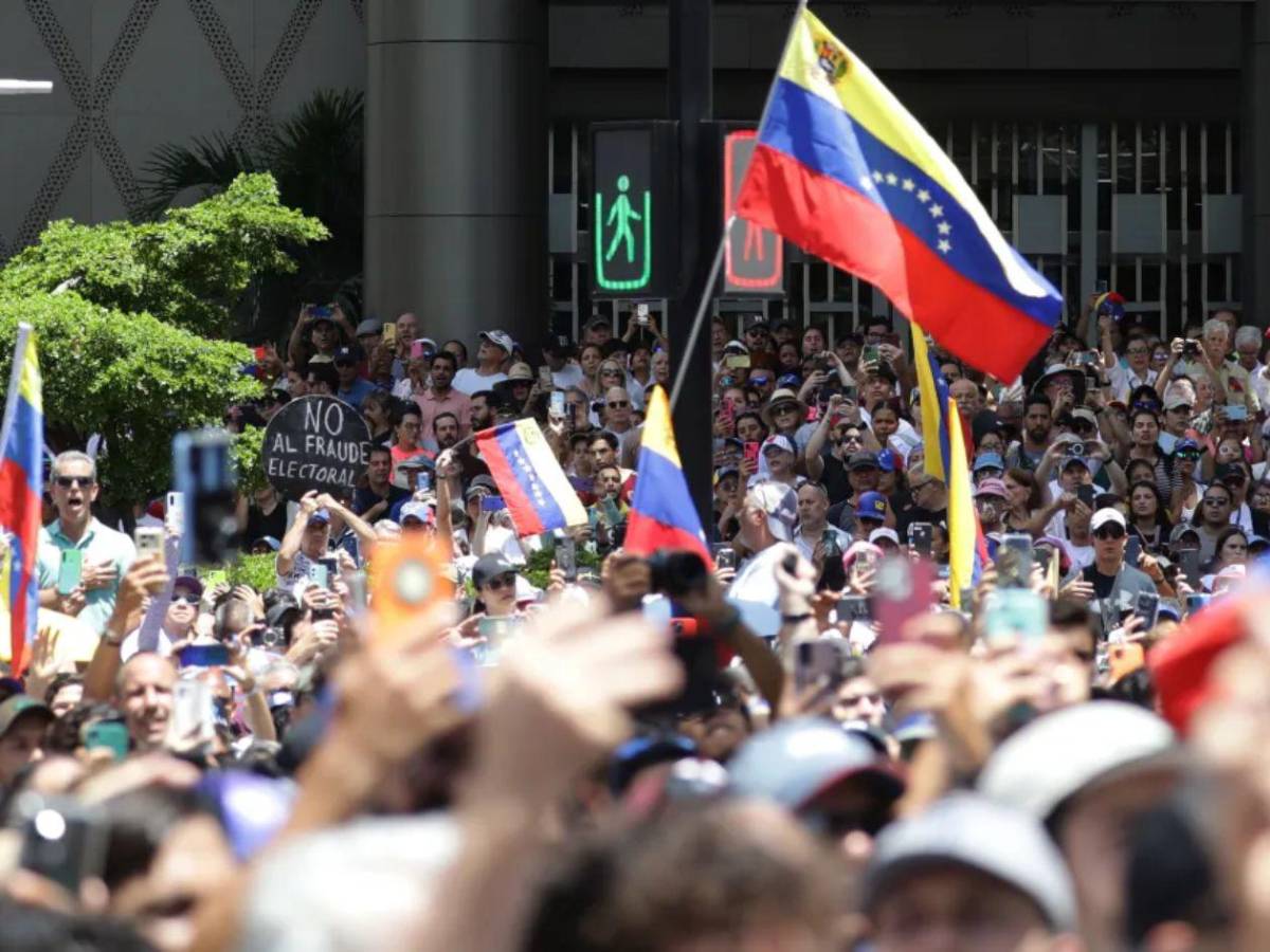 Trabajadores venezolanos piden a USA mediar por mejores salarios y convocatoria electoral