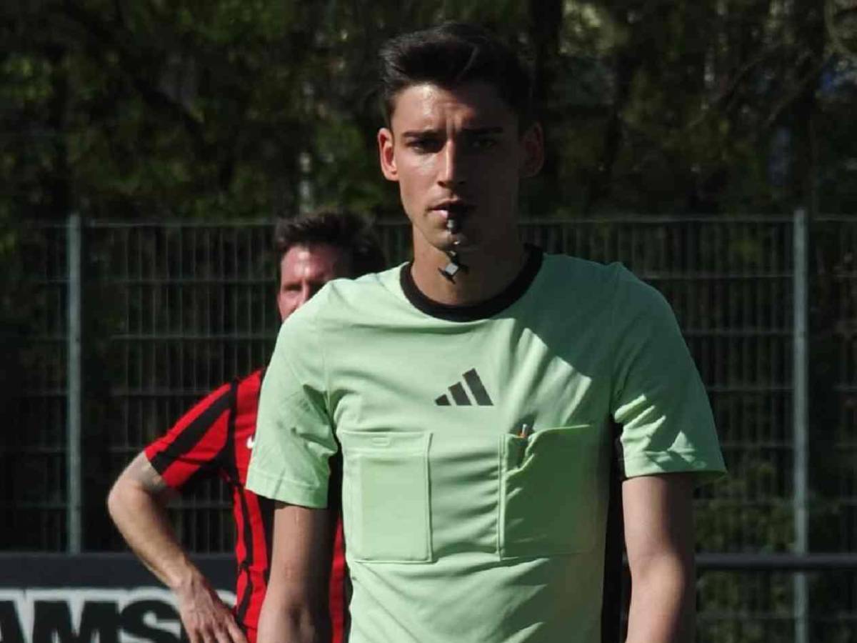 Árbitro sorprende: Le pide matrimonio a su novio antes de partido en Bundesliga