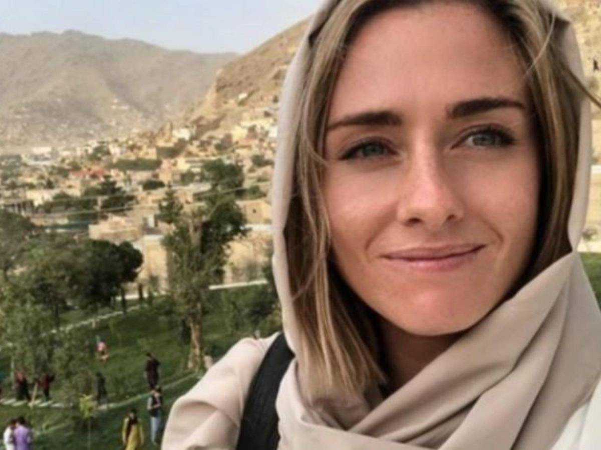 Talibanes acogen a periodista embarazada que no puede volver a Nueva Zelanda por el covid