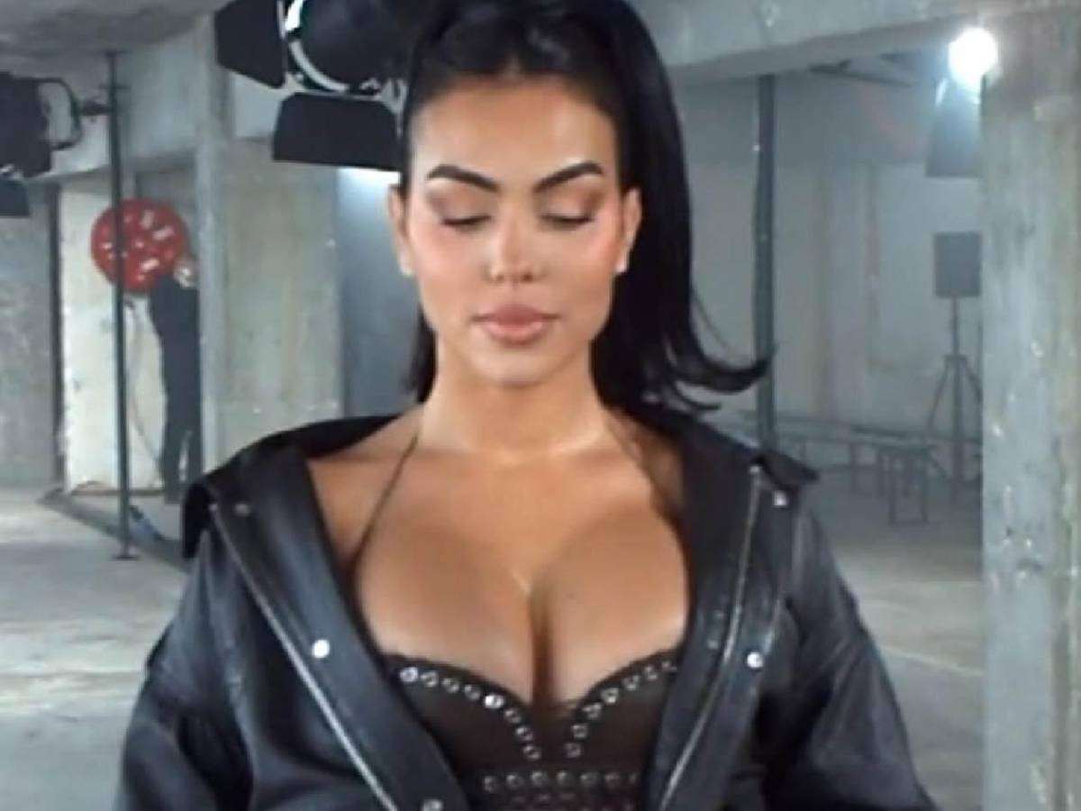 Georgina Rodríguez causa revuelo: enciende las redes con sexy foto