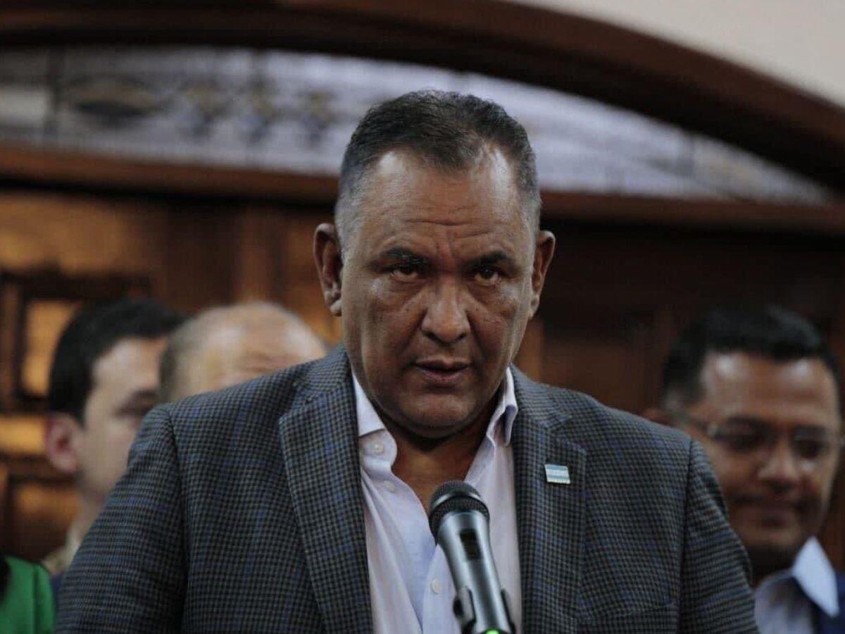 Liberales anuncian acuerdo con Redondo para iniciar sesión en el Congreso