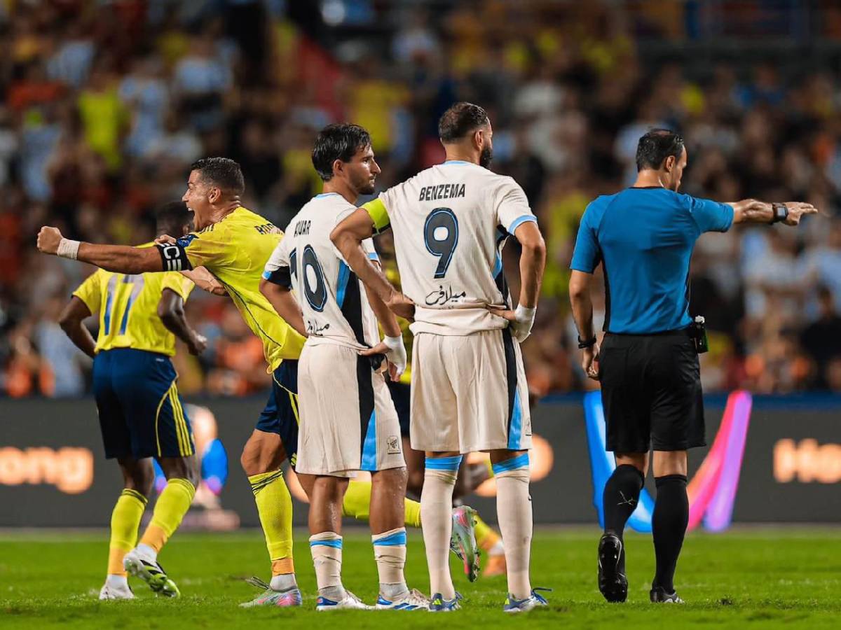 Cristiano Ronaldo echó a Benzema, gesto a Joao Félix y debutó otro exBarcelona