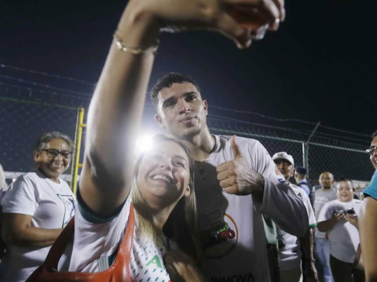 Erick Puerto llora tras su póker, locura en Choloma y fan más sexy del Platense